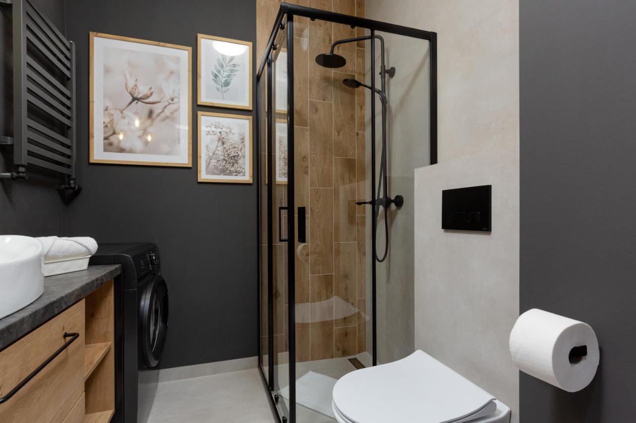 Studio Apartment Praga Targowa By Noclegi Renters Warschau Buitenkant foto